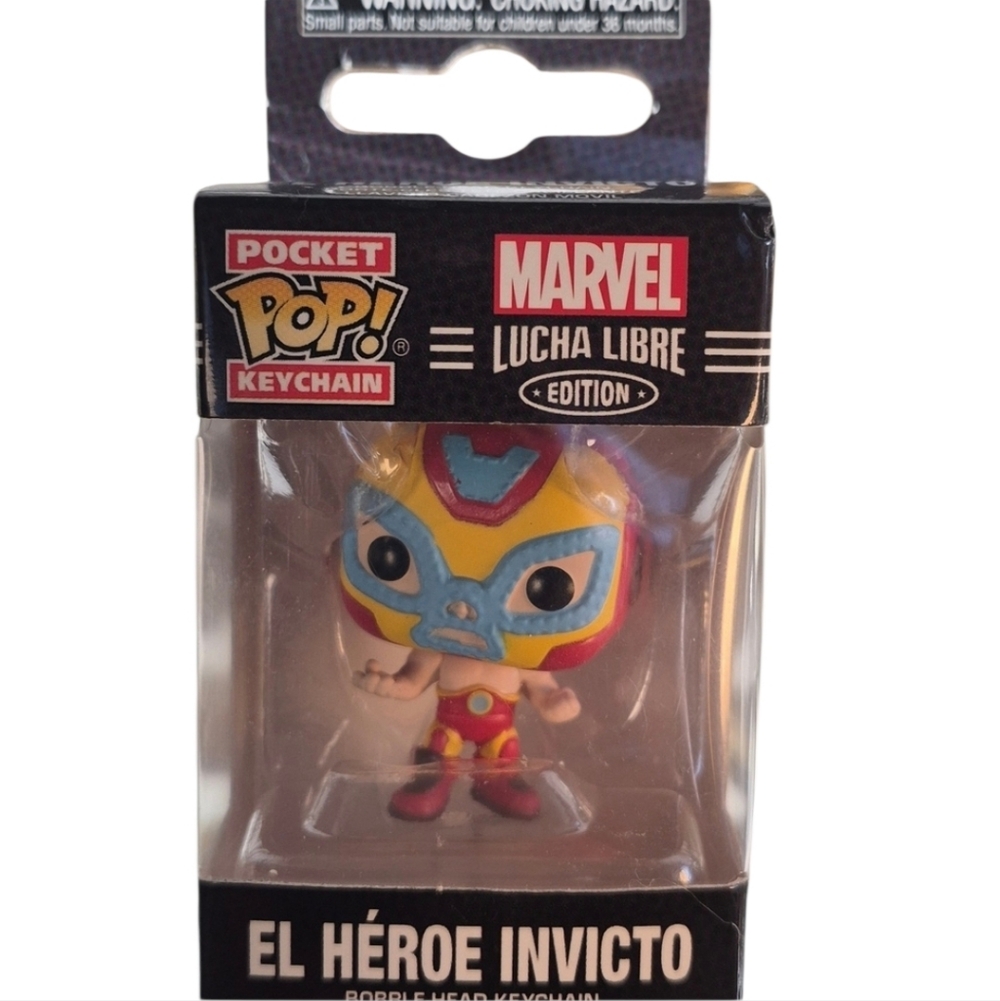 Funko × Marvel-EL HÉROE INVICTO POP Edition Keychain with Red and Blue Mask.